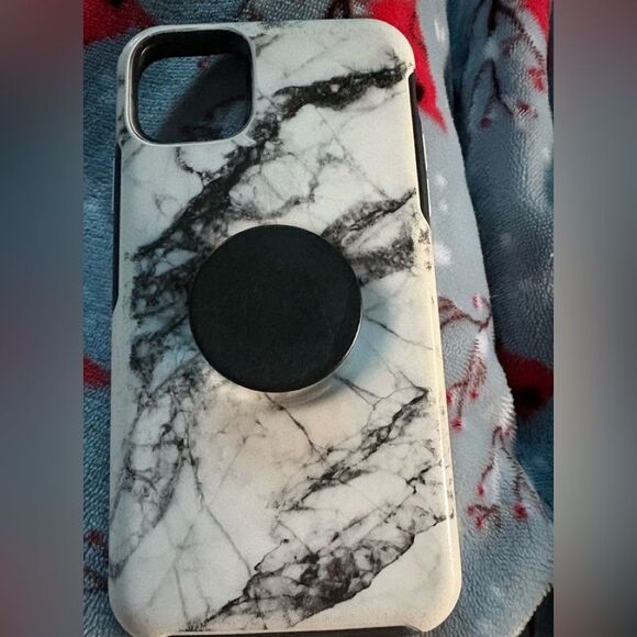 OtterBox phone case for iPhone 12 Pro Max - Picture 1 of 2